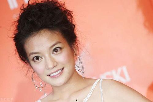 娱乐吃瓜君赵薇,从演艺明星到商业女强人，她的传奇人生与争议之路